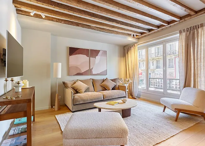 Superb Apartment Notre Dame De Paris By Studioprestige